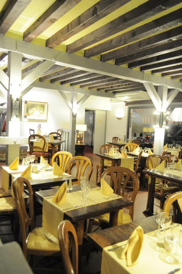 Hotel Restaurant Le Relais De Pouilly ภายนอก รูปภาพ